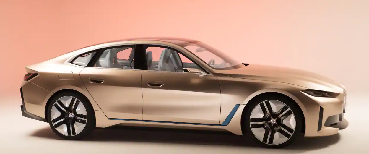 You are currently viewing BMW تجدد شعار علامتها التجارية للمرة السادسة, والشعار يخسر أحد مكوناته الرئيسية