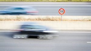 اعتباراً من اليوم , السرعة القصوى 100ك/س على الطرق السريعة في هولندا