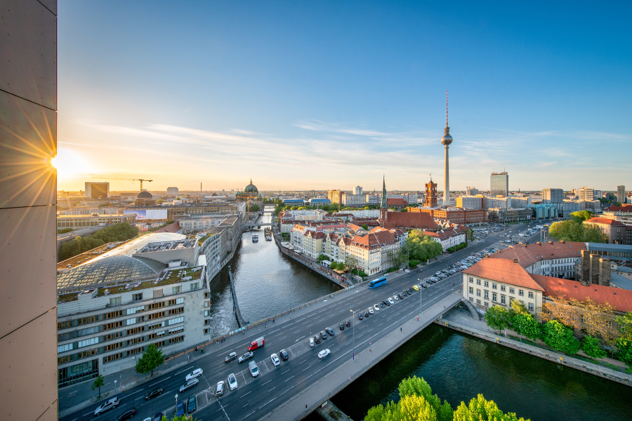 You are currently viewing حظر التجول في العاصمة برلين اعتباراً من 10.10.2020