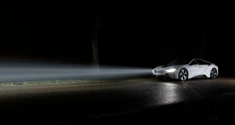 You are currently viewing نصائح لرؤية جيدة عند قيادة السيارة في الليل